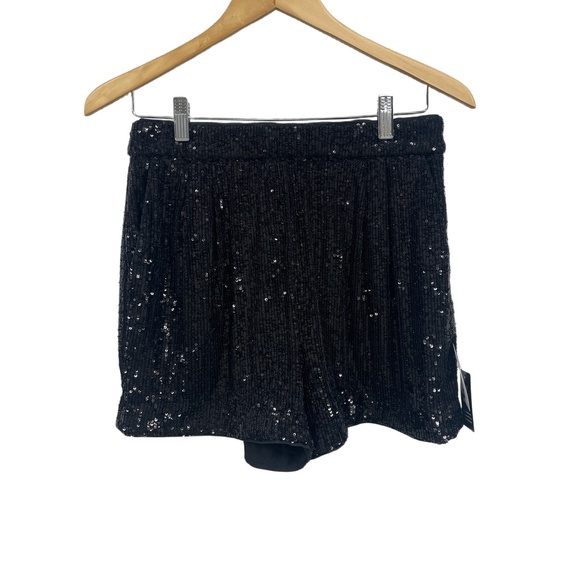 Cotton Express Pants - NWT Express black sequin pleated pocket shorts size 8 medium